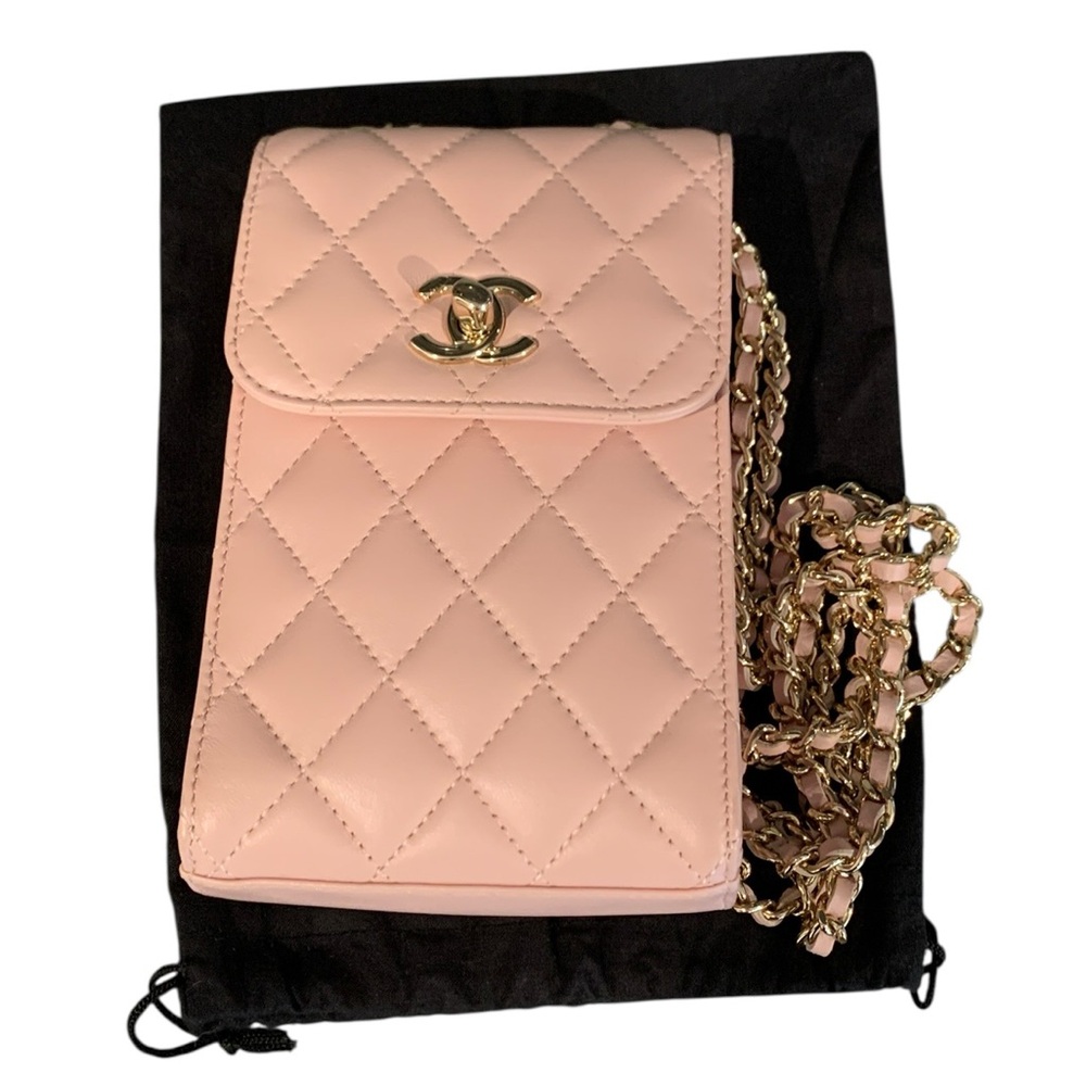 🆕 Chanel Style Peach Leather Pearl Crush Chain Phone Holder Bag 🆕 - Picture 8 of 14